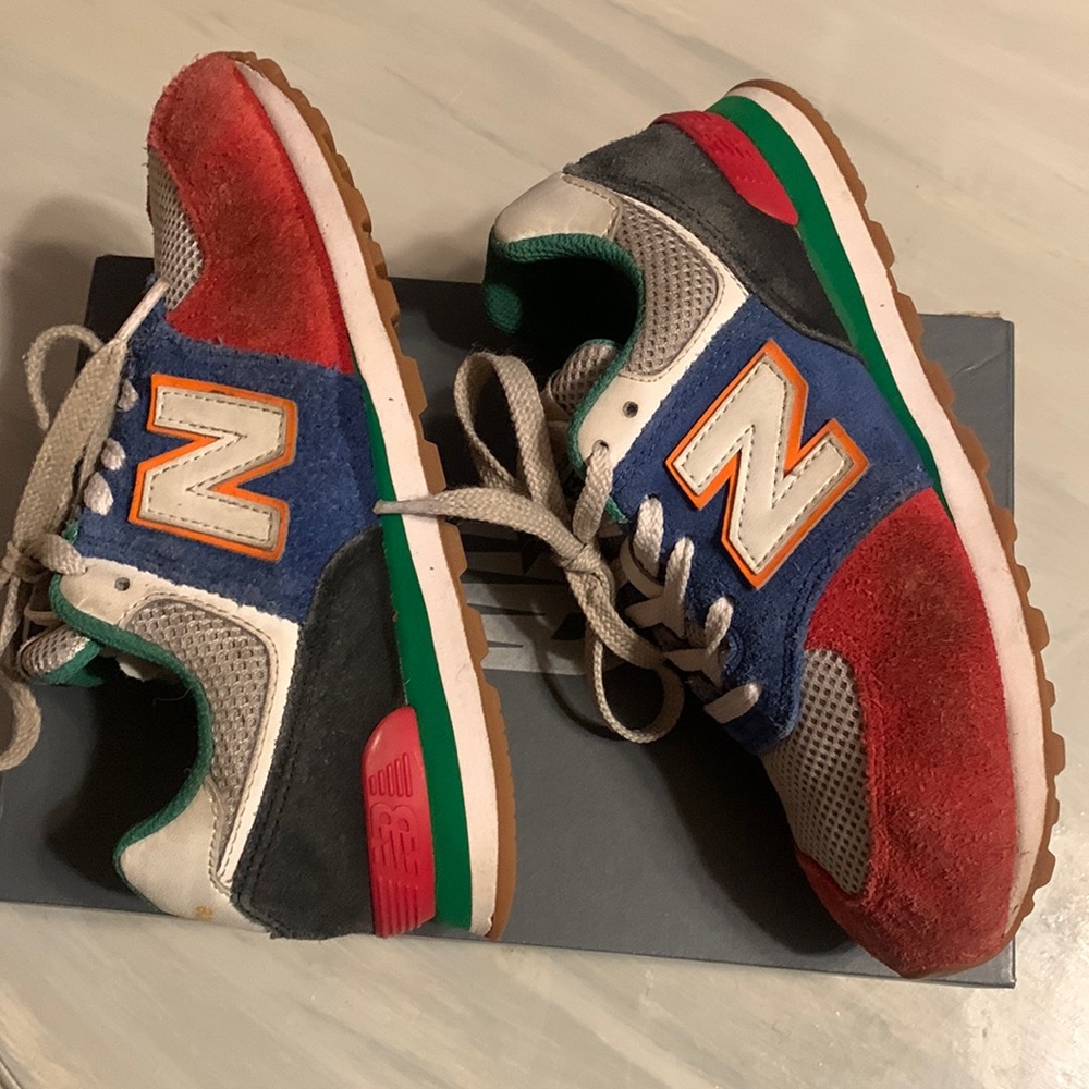 New Balance kids tennis shoes.